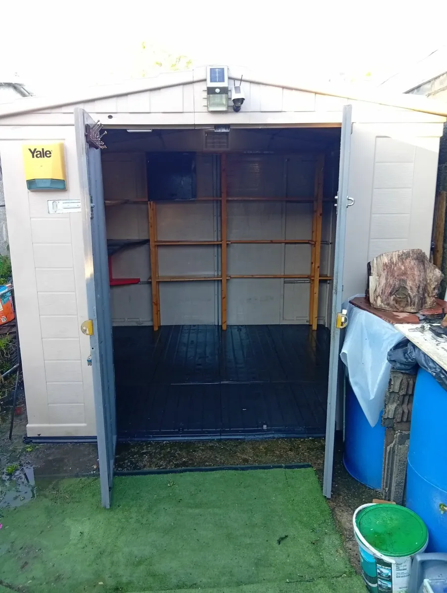 Quality Roomy Pvc Keter Garage Shed Storage 8x8ft - Image 4