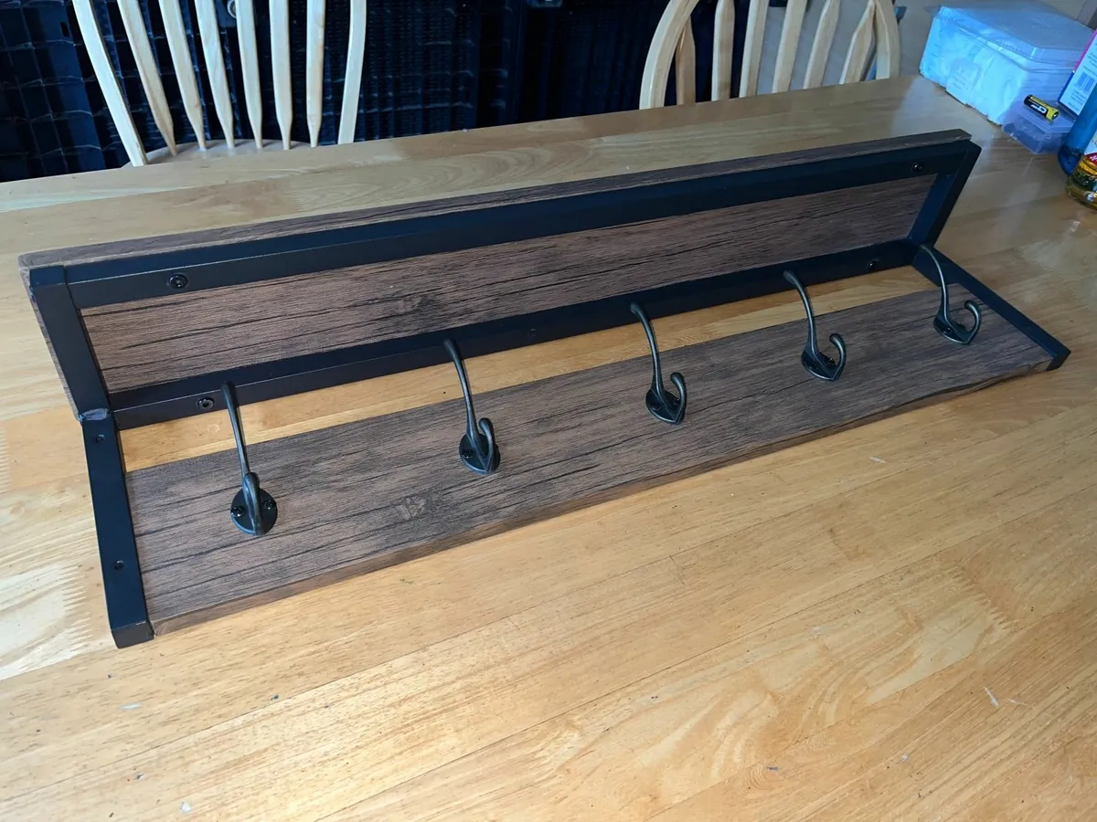 Coat hanger - Image 1
