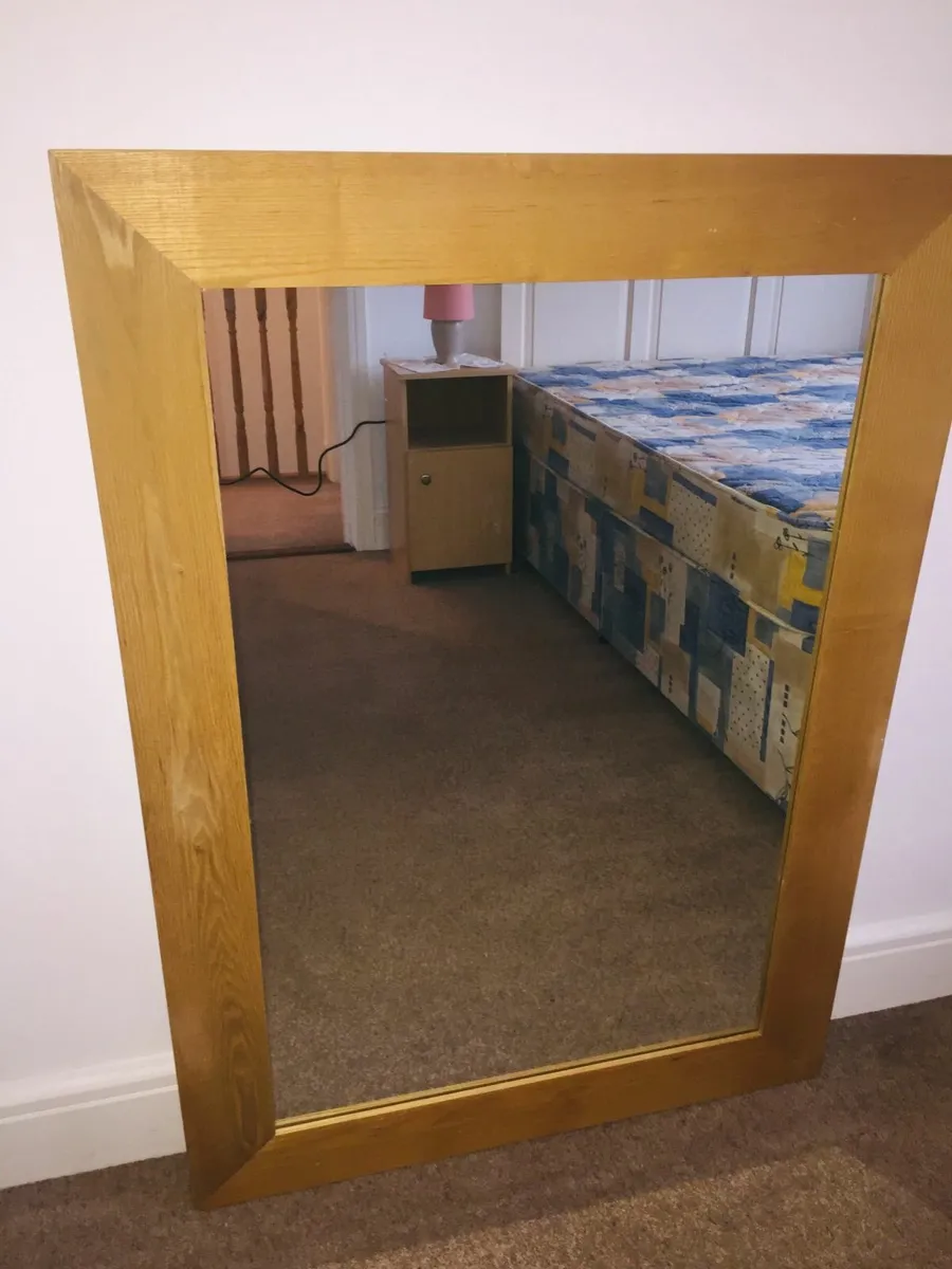 Solid wood oak mirror 43 x 31" - Image 3