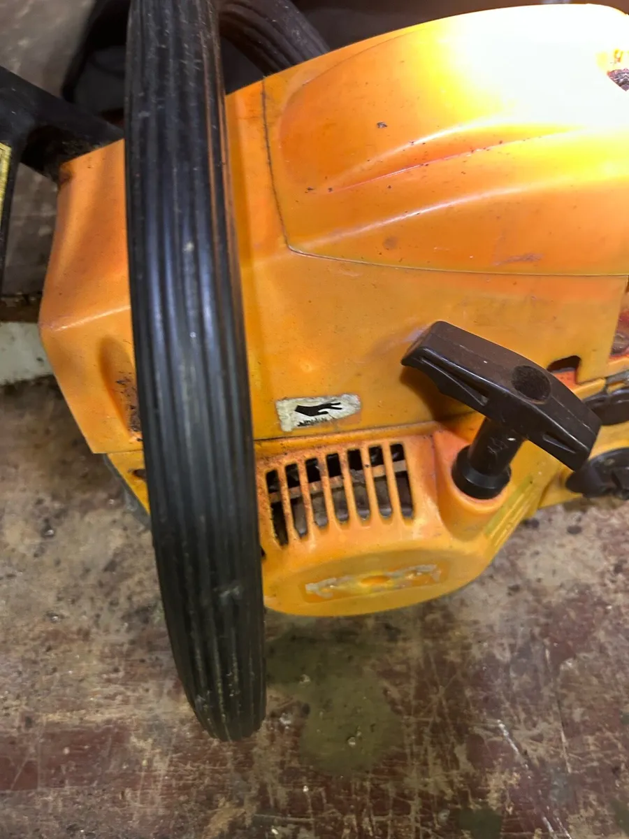 Chainsaw - Image 4