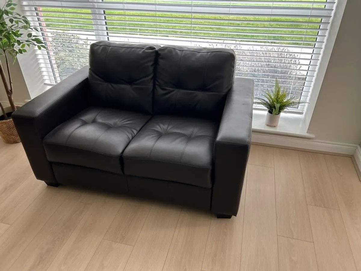 3 and 2 seater sofa excellent condition as new brown leather - Image 1