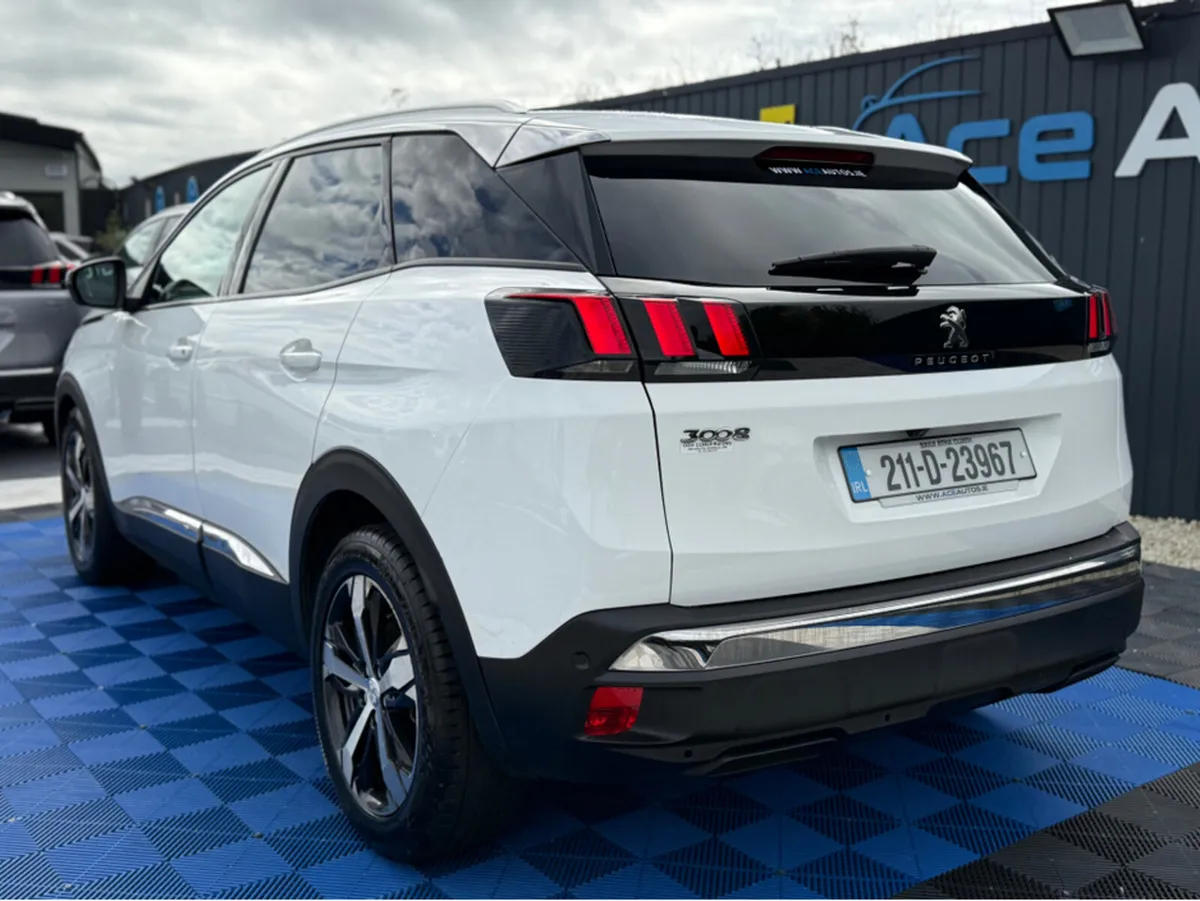 Peugeot 3008 ALLURE VAN - 1.5 DIESEL - MANUAL - 12 - Image 4