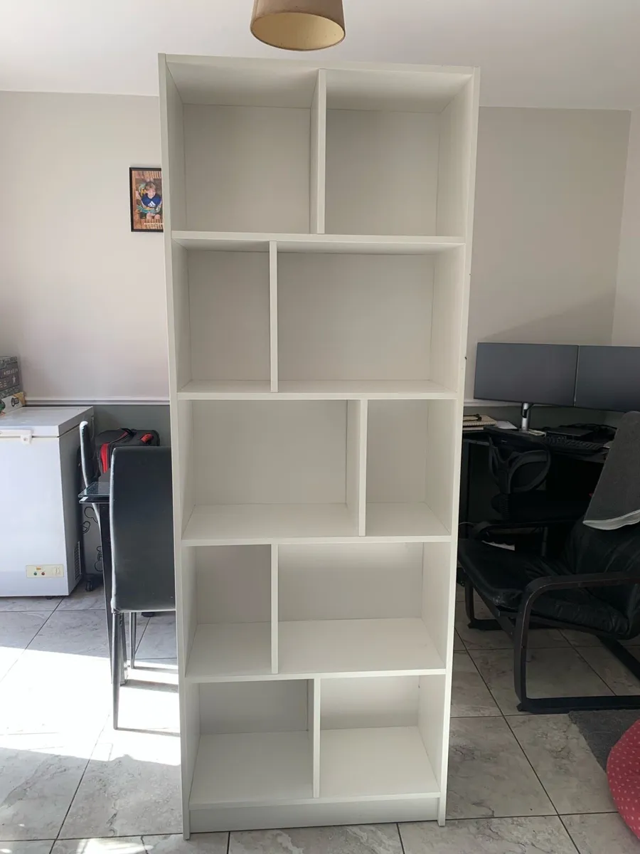 Free standing shelves - Image 4