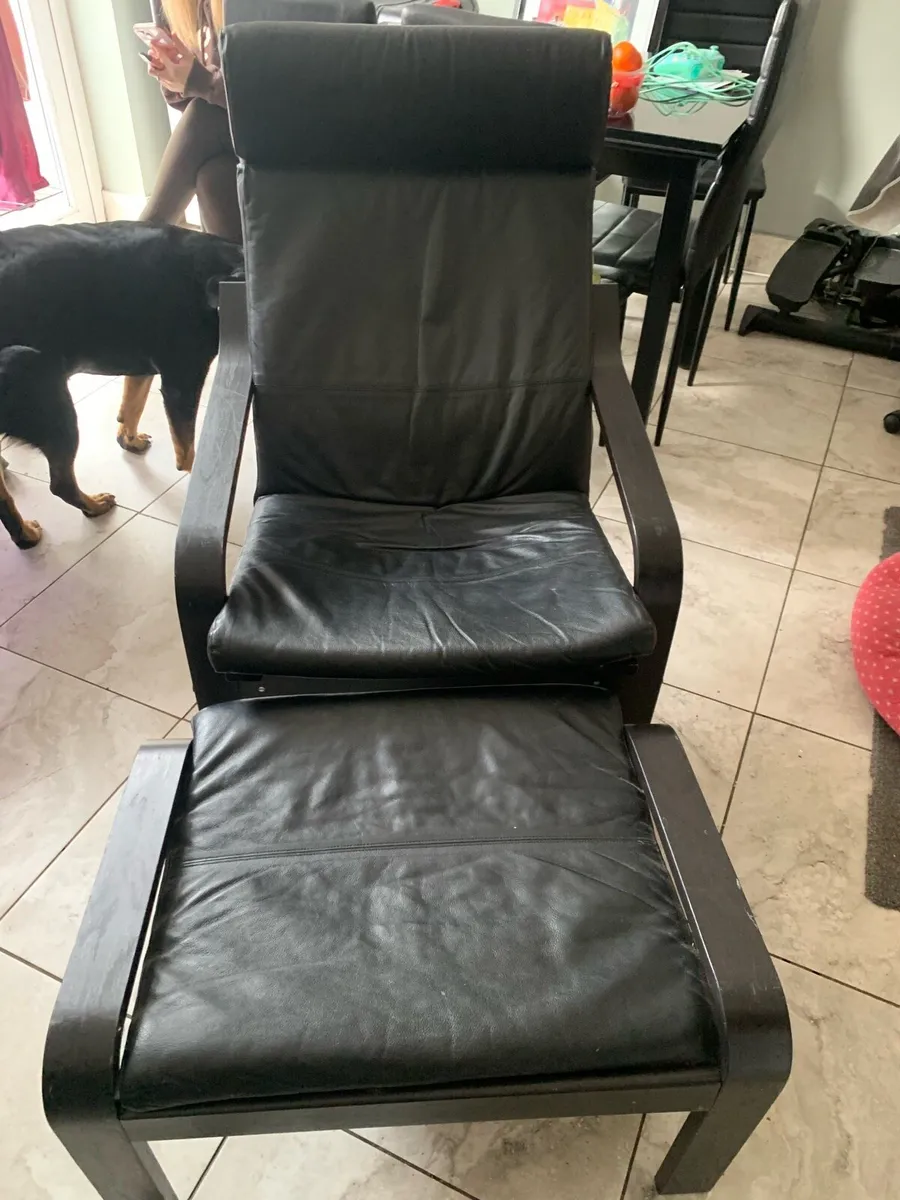 Chair and footstool - Image 3