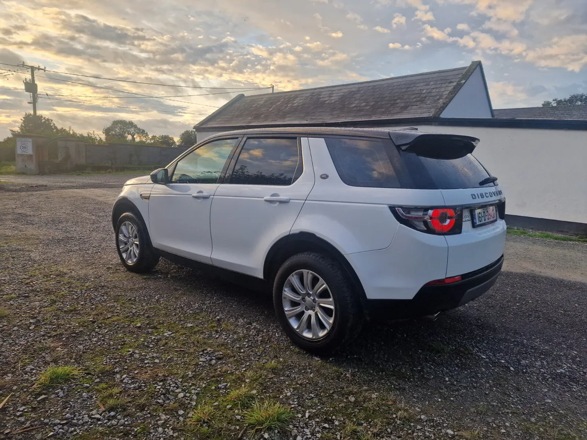 16 Land Rover Discovery Sport 7 SEATS - Image 3