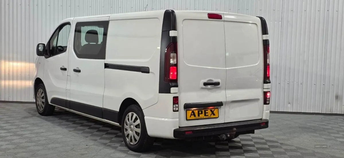Vauxhall Vivaro L2 Diesel - Image 3