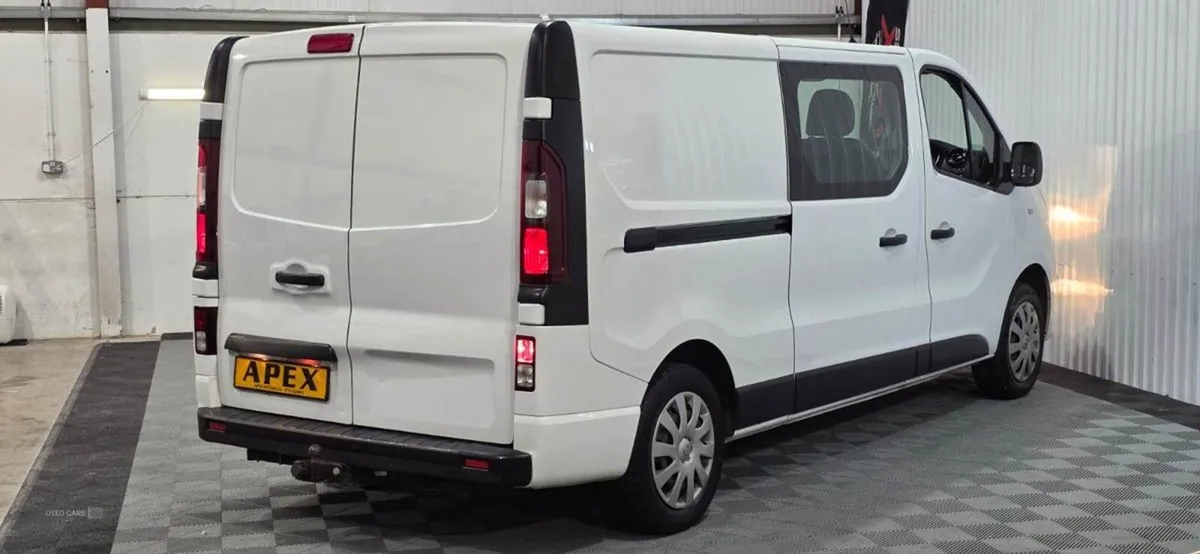 Vauxhall Vivaro L2 Diesel - Image 4
