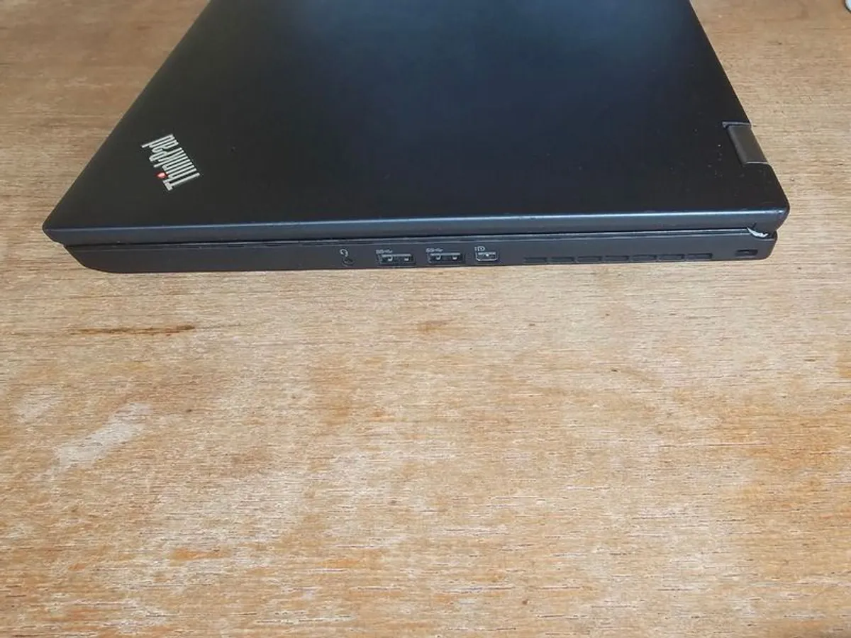 Thinkpad P52 Mobile Workstation 4k UHD touchscreen - Image 2
