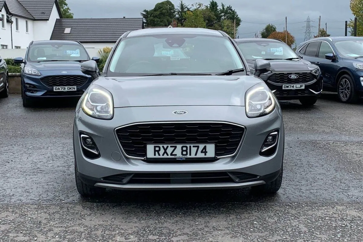 Ford Puma 1.0t 125PS Titanium Auto in Solar Silve - Image 4
