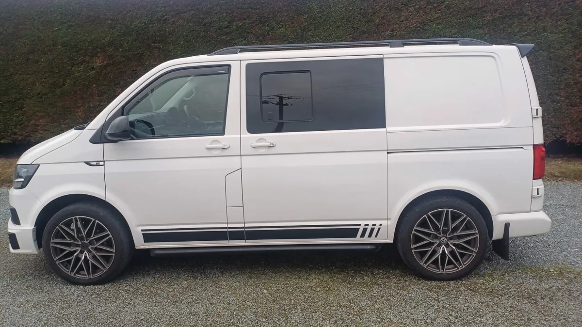 Volswagen Transporter 2019 - Image 1