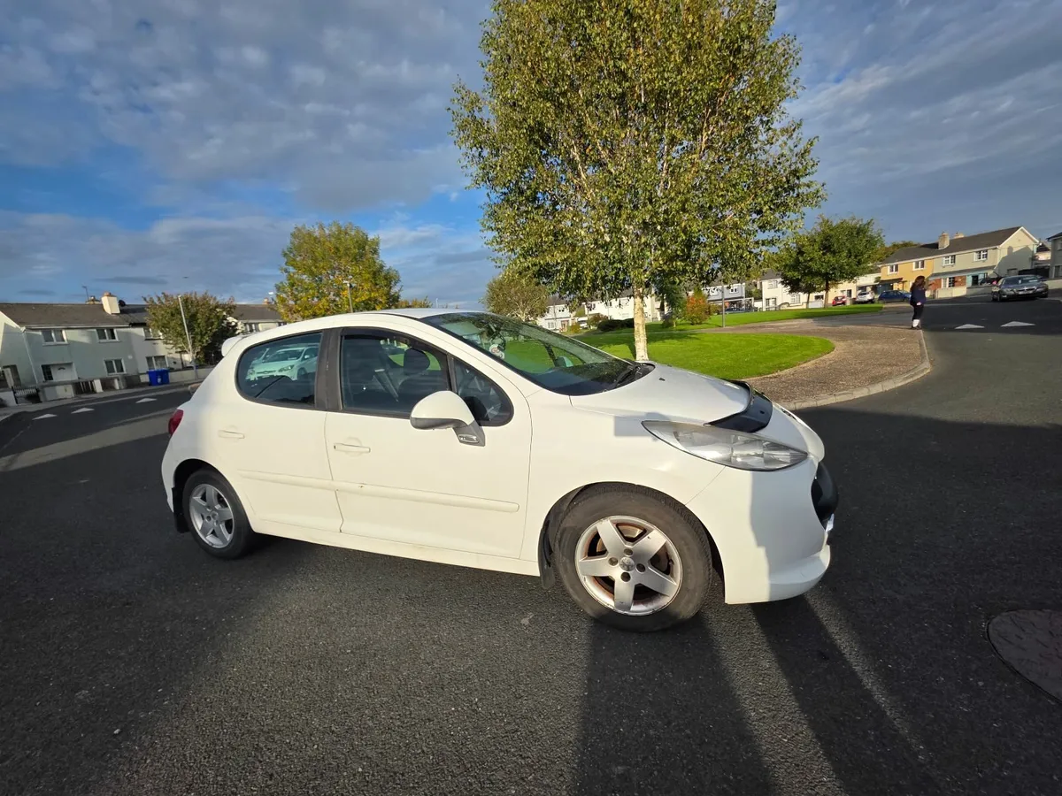 Peugeot 207 2010 - Image 3