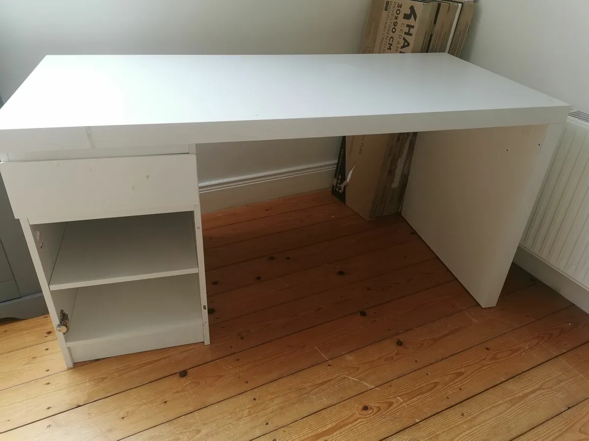 Office Desk