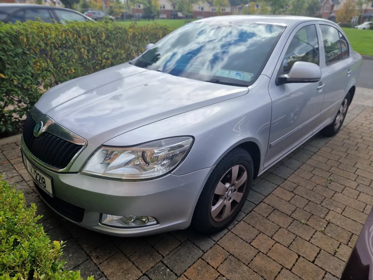 Skoda Octavia 2011 - Image 2