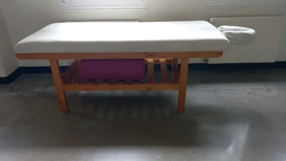 FREE Massage Table Treatment Table - Image 1