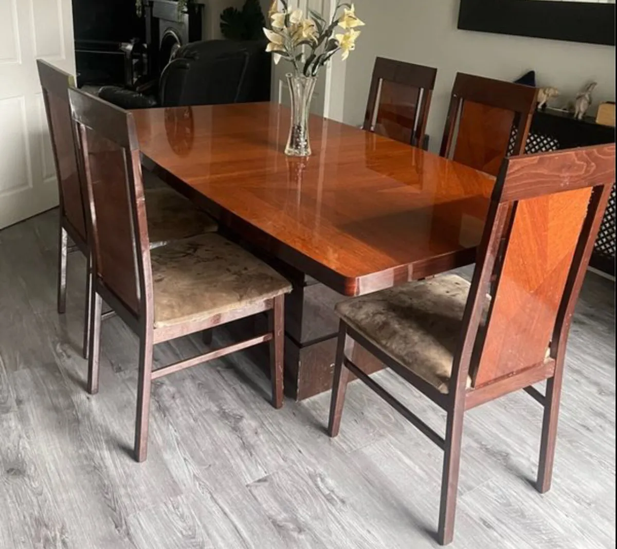 Dining Table With Chairs - Image 2