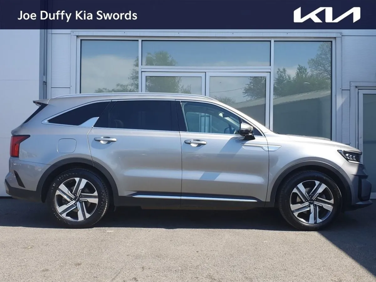 Kia Sorento 1.6 Phev K4 4X4 7 Seats - Image 4