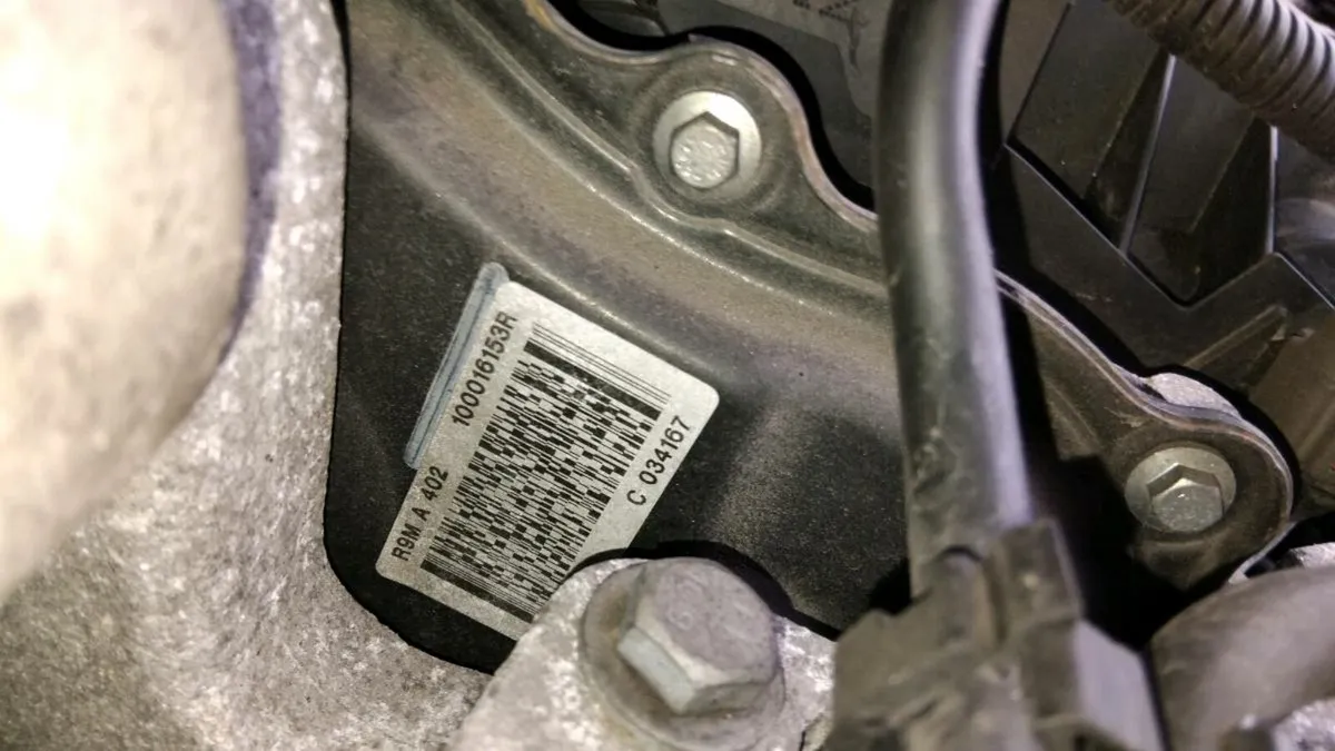 Renault Nissan opel merc R9M A 402 ENGINE - Image 3
