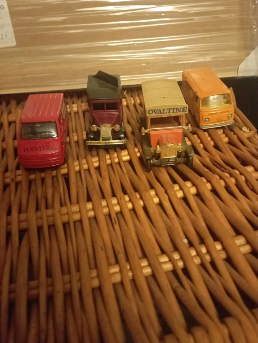 DIE-CAST MODLES FROM MATCHBOX / CORGI / LLEDO. - Image 1