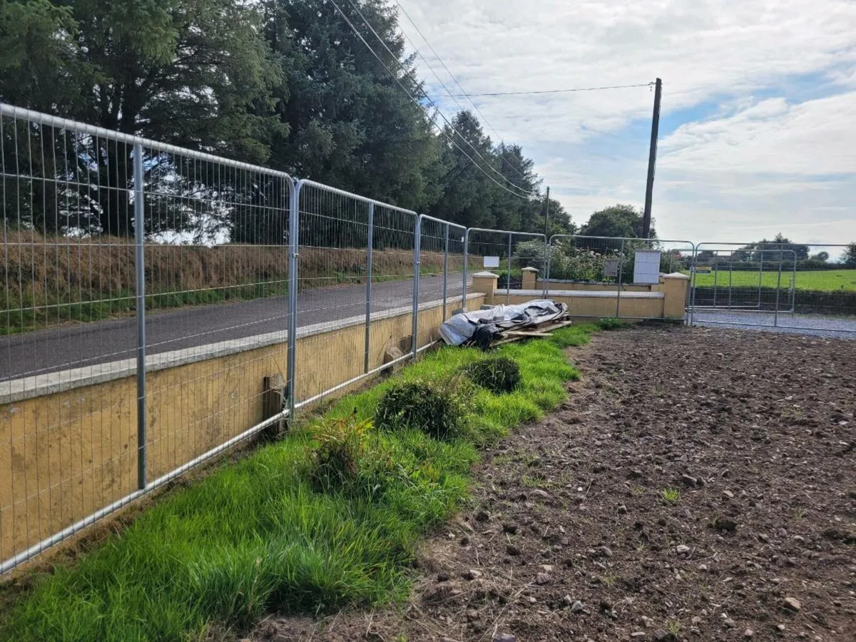 Harris Fencing - Image 1
