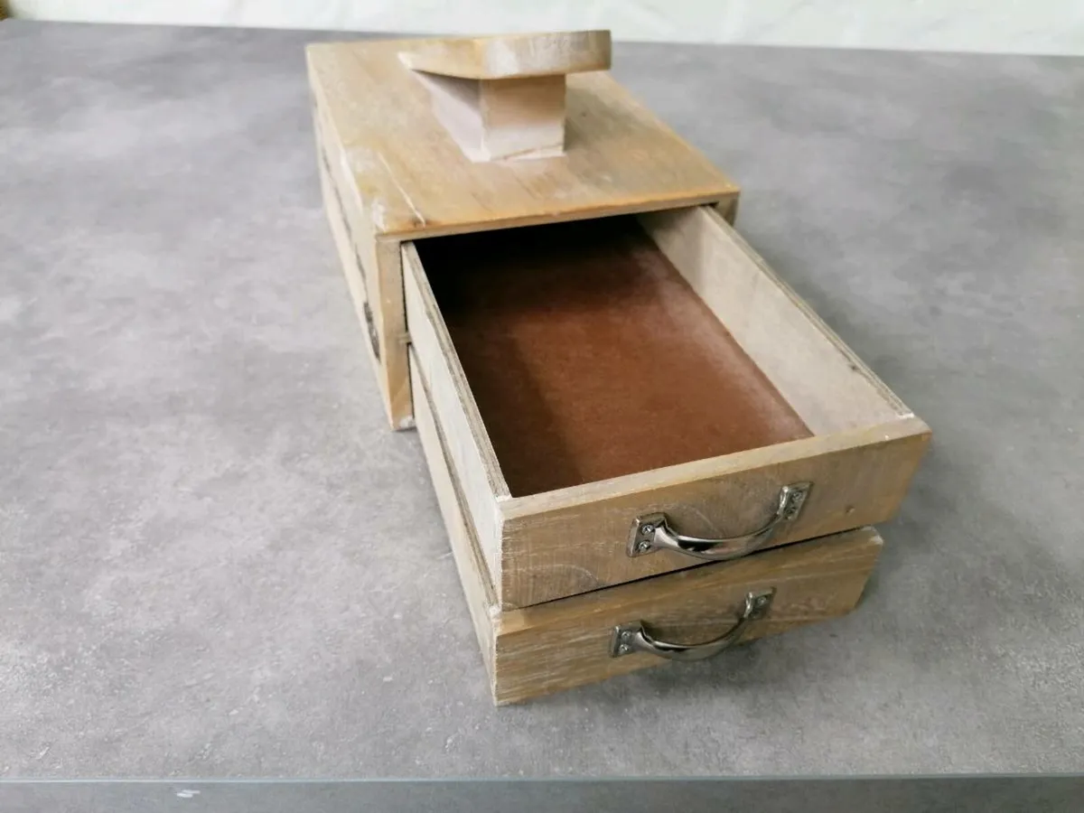 Shoe Polish Box - Image 3
