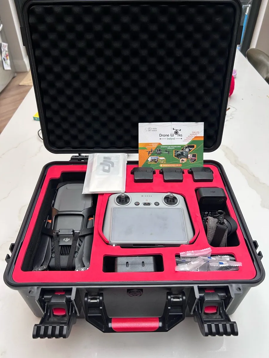 DJI MAVIC 3 PRO FLY MORE COMBO RC DRONE - Image 2