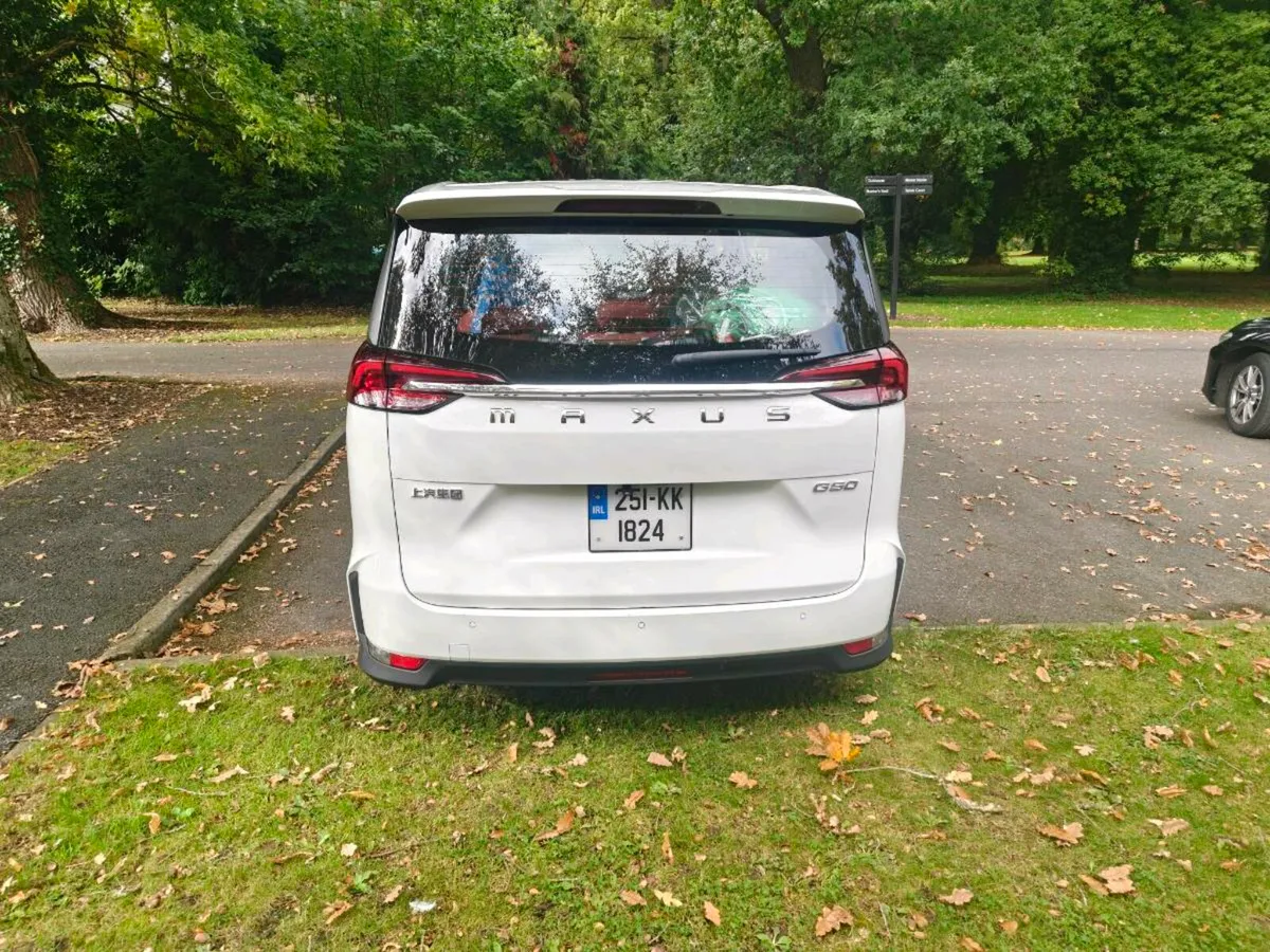 7 seater family car - Image 4
