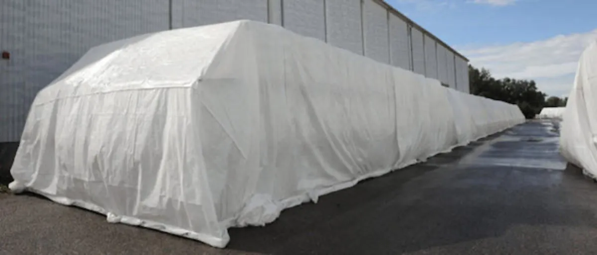 Builders carpenters roofing tarpaulin covers - Image 4