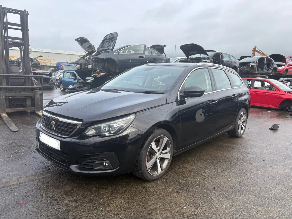 BREAKING PARTS 2019 PEUGEOT 308 ESTATE 1.5 D-M - Image 3