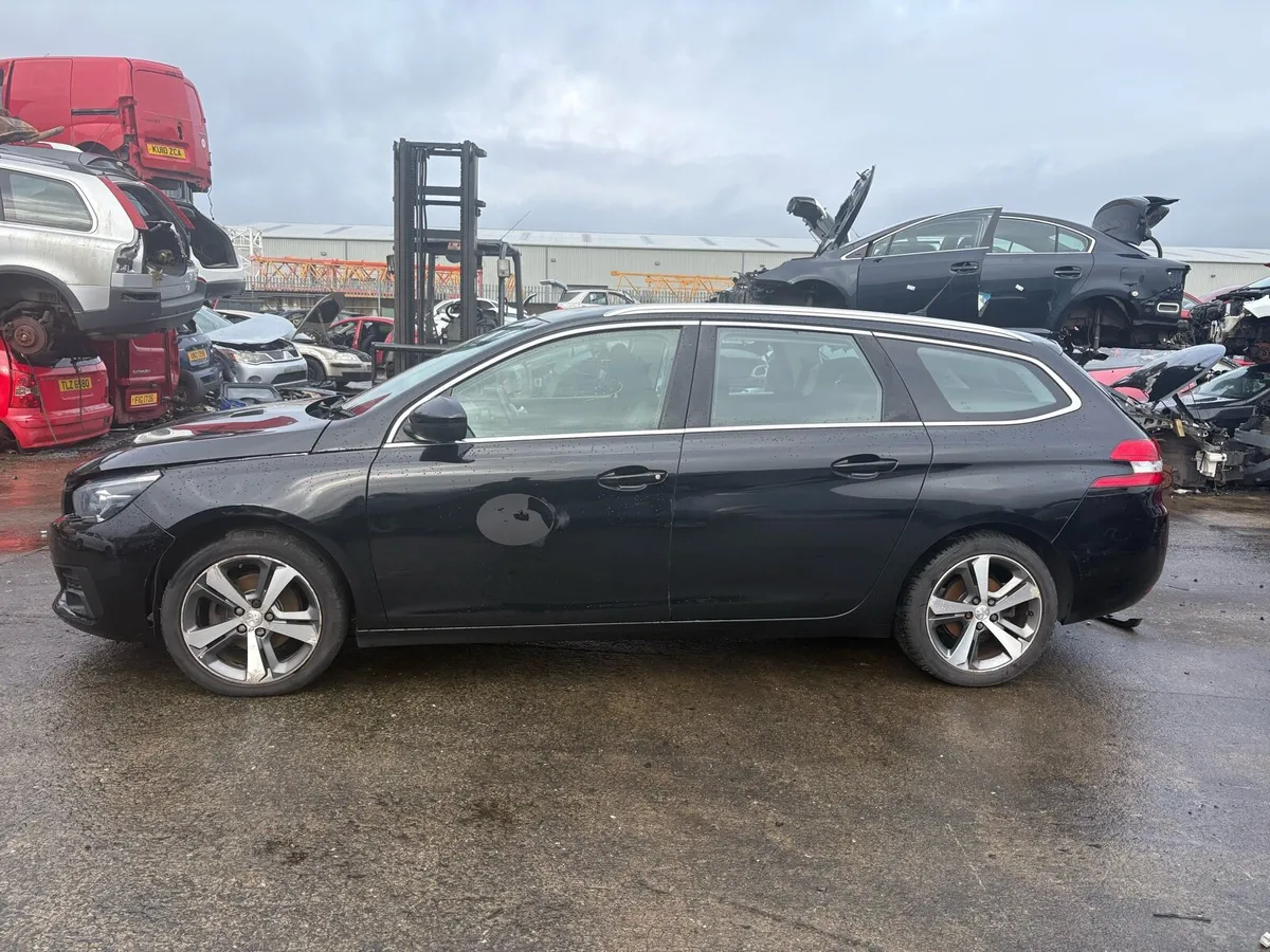BREAKING PARTS 2019 PEUGEOT 308 ESTATE 1.5 D-M - Image 4