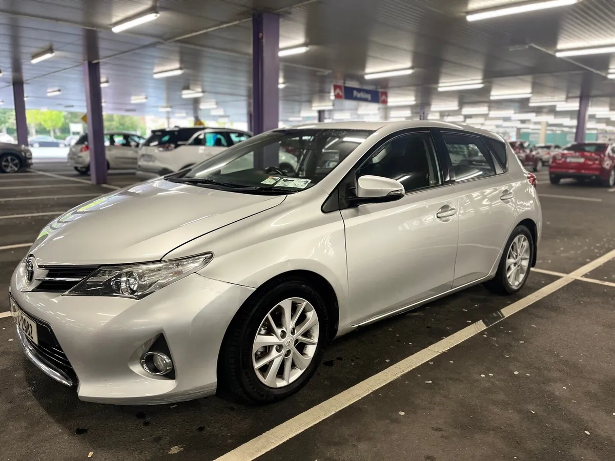 Car - Image 2