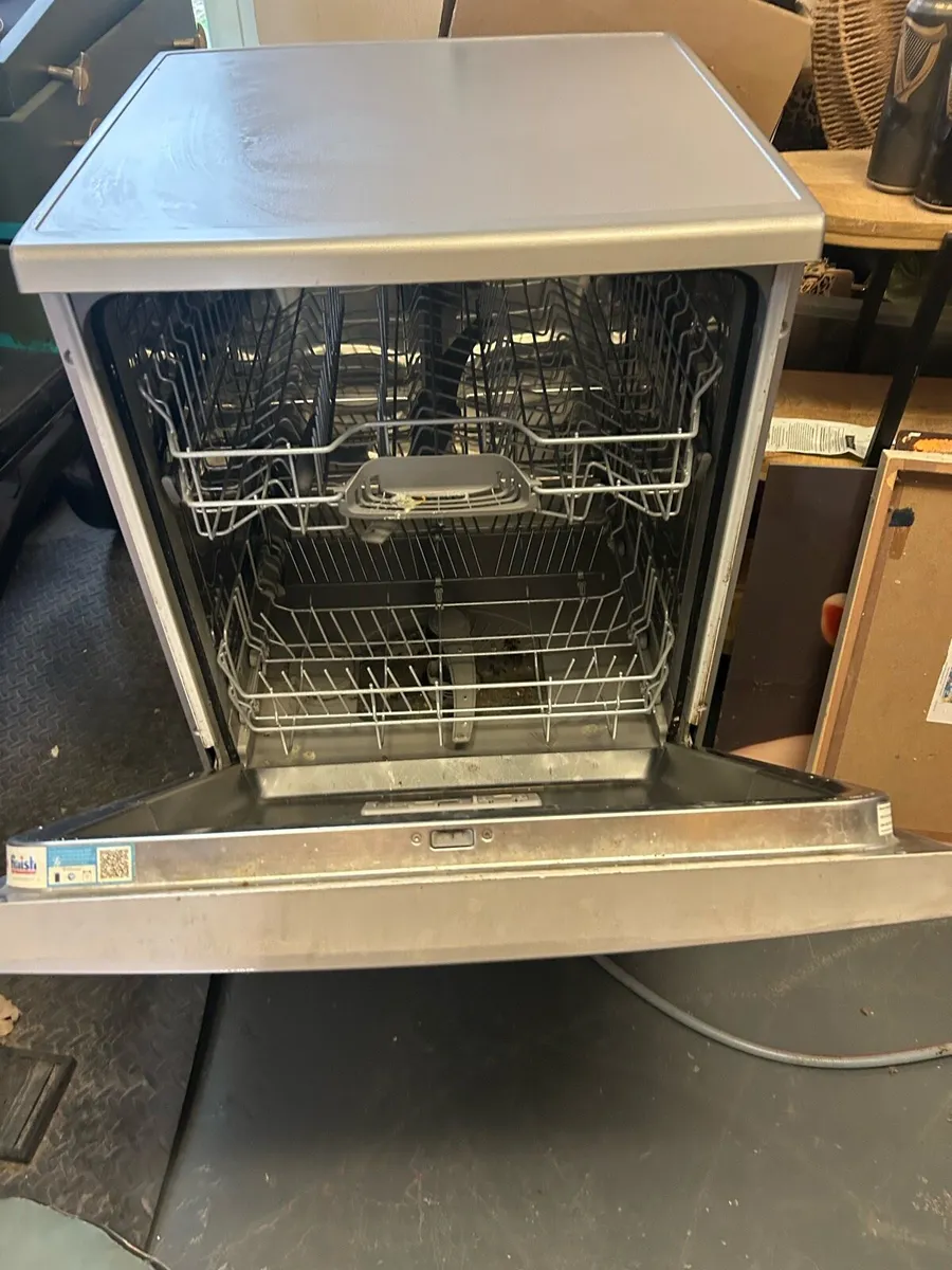 Bosch Dishwasher - Image 3