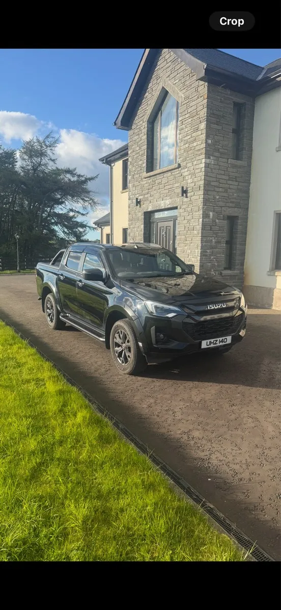 Isuzu - Image 1