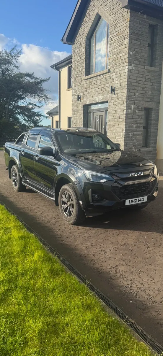 Isuzu - Image 2