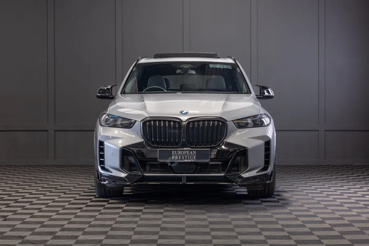 2024 BMW X5 X-Drive 50e M-Sport - Image 2