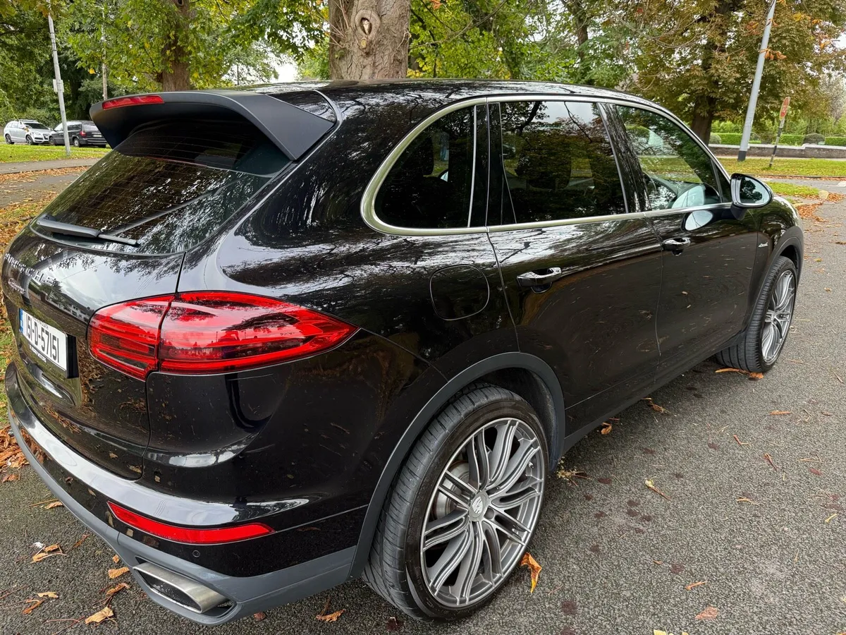 2015 Porsche Cayenne 3.0D - Image 3