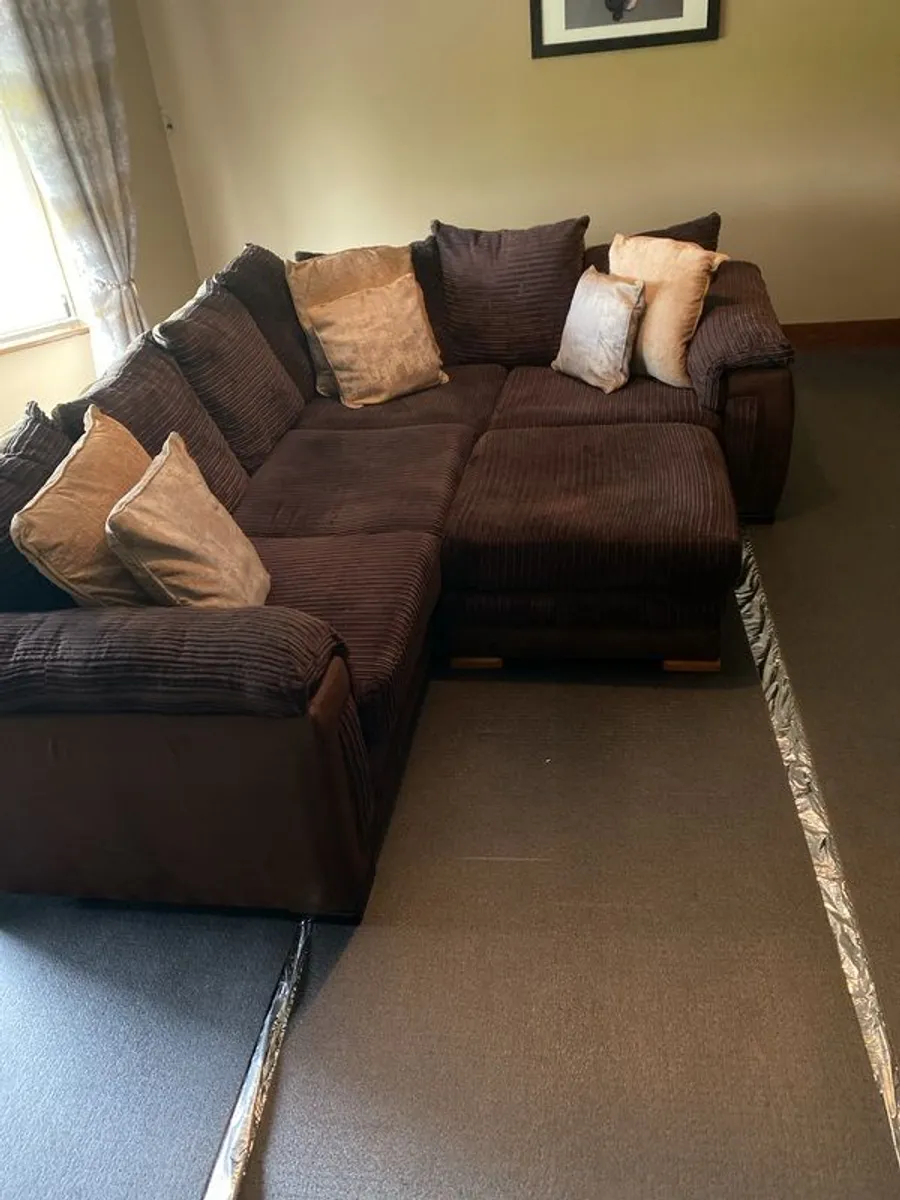Comfortable Corner Sofa - Image 1