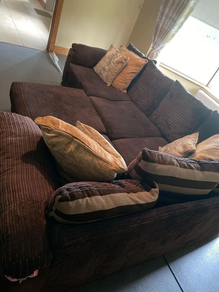 Comfortable Corner Sofa - Image 3