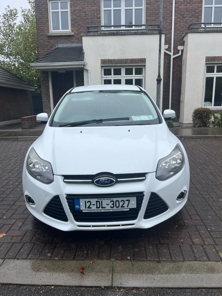 Ford Focus 2012 - Image 2