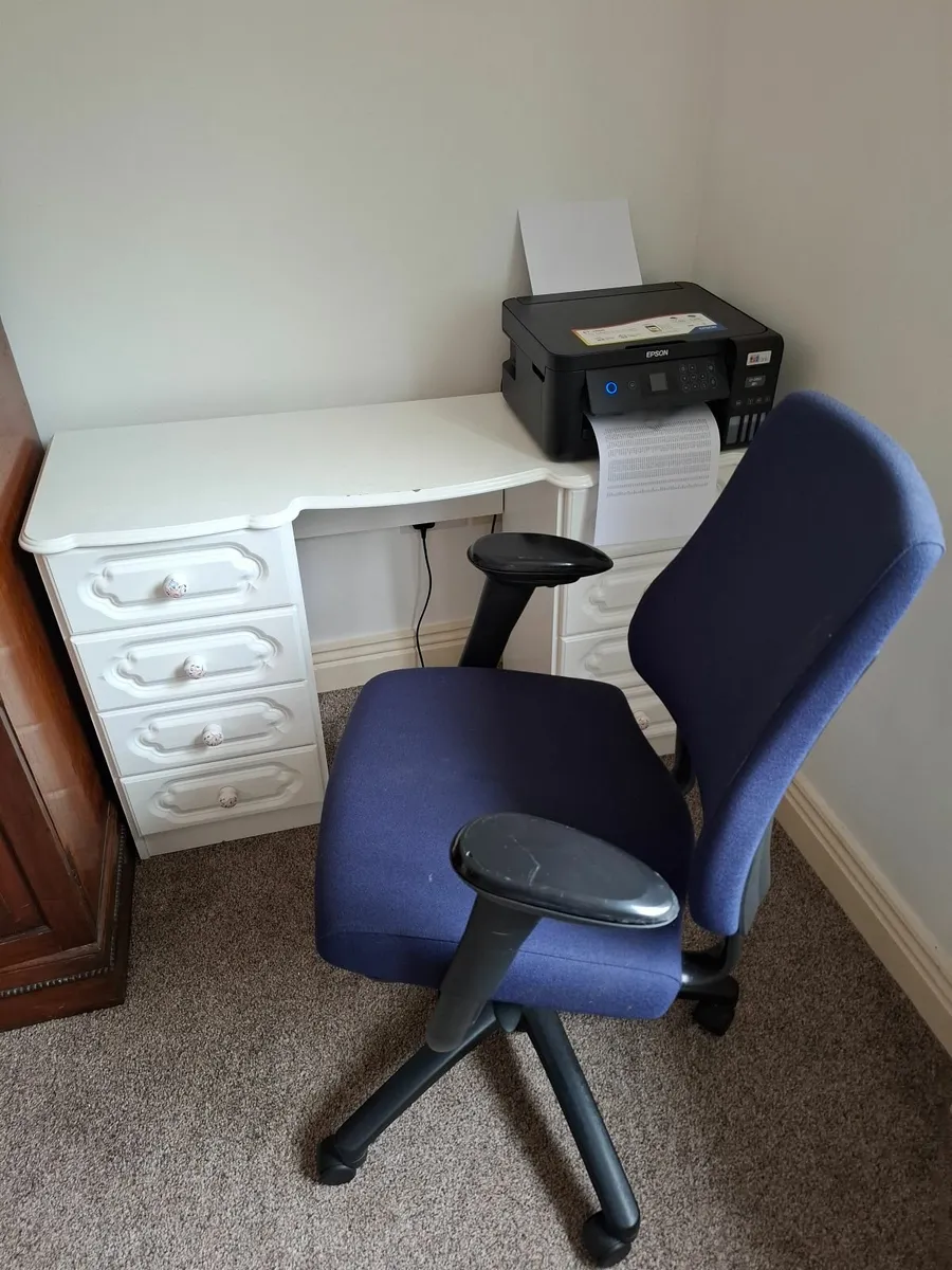Free Dresser table and office chair today