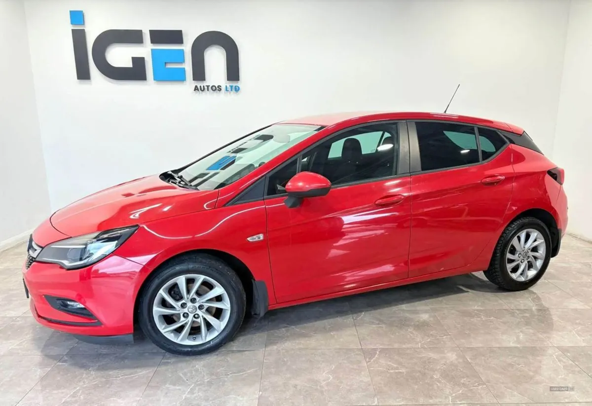 Vauxhall Astra 1.6 Astra Design Cdti Ecotec S/S 5 - Image 4