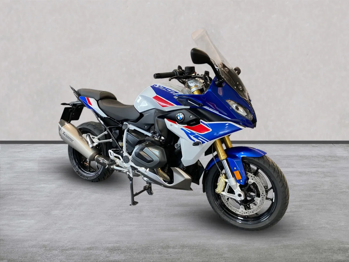 2023 BMW R1250RS SE with Extras! - Image 3