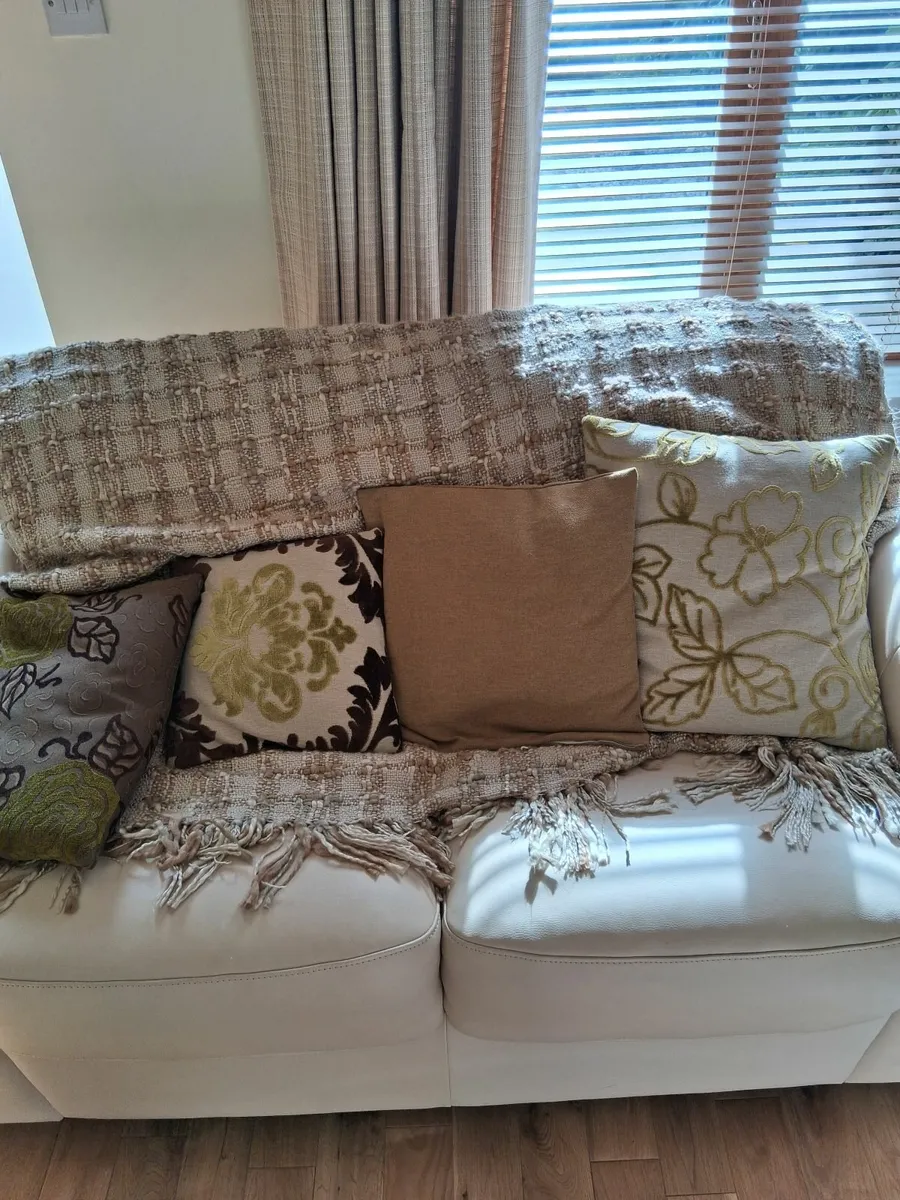 Sofa - Image 2