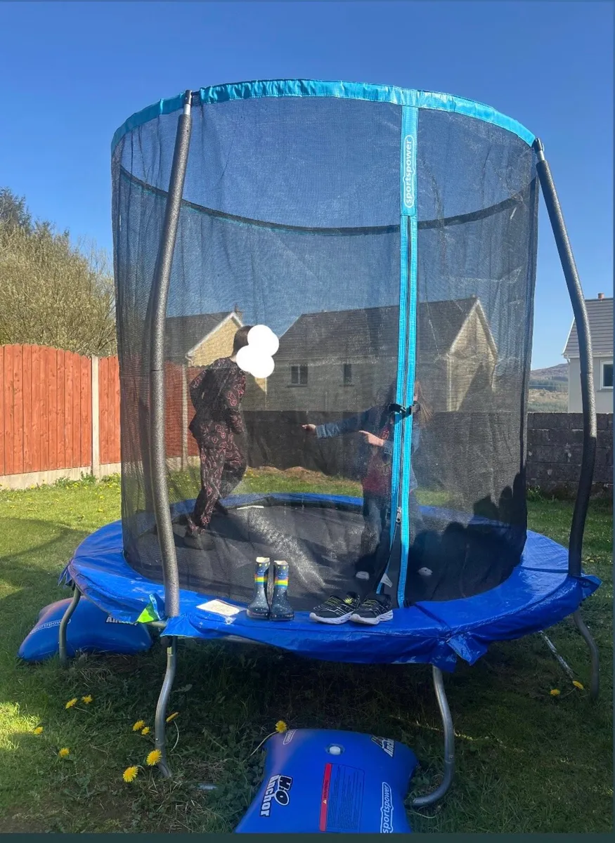10ft trampoline, enclosure and water anchors - Image 1