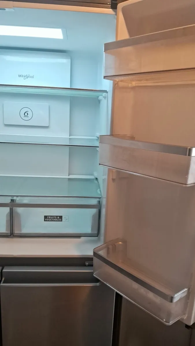 BRAND NEW AMERICAN FRIDGE AND FREEZER - Image 3