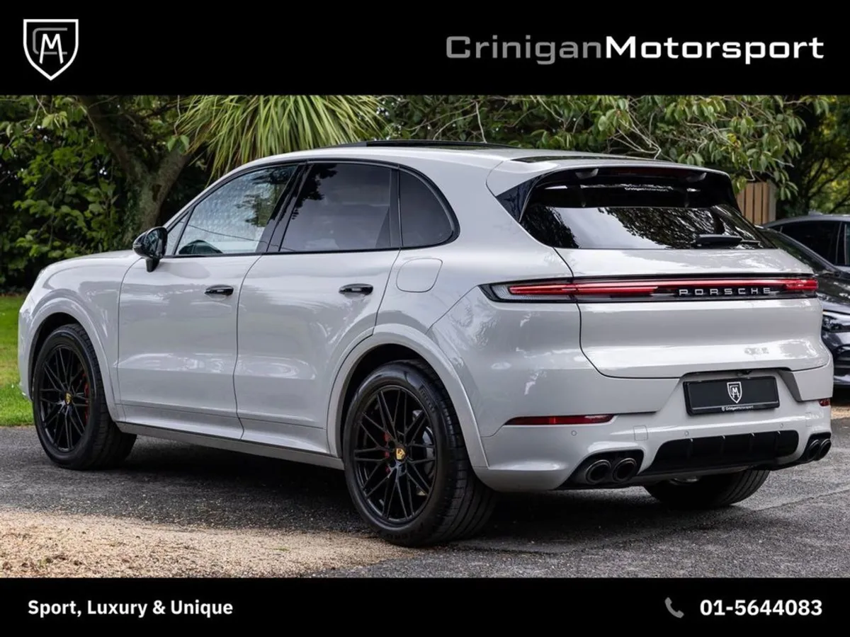 Porsche Cayenne 3.0 E-hybrid Sportdesign Facelift - Image 2