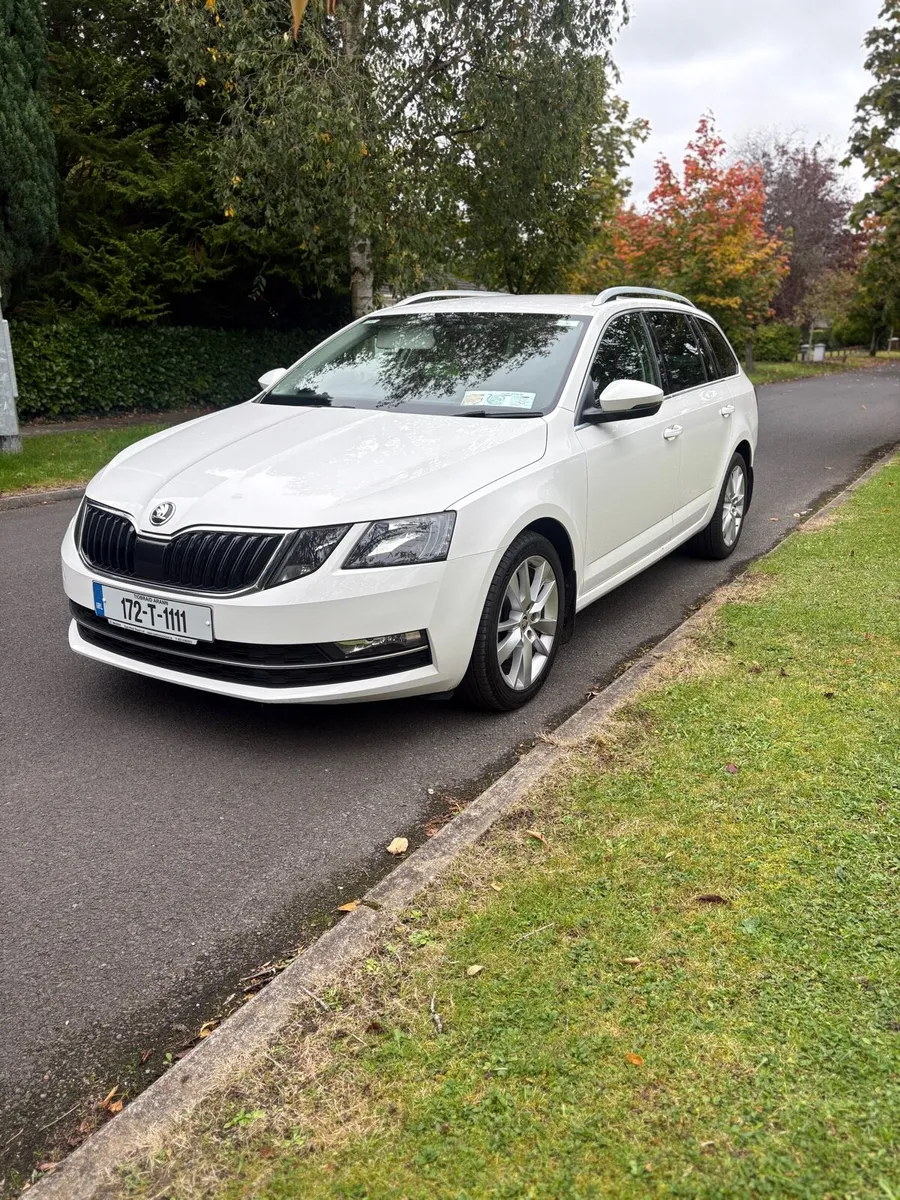 Skoda Octavia low mileage diesel - Image 1