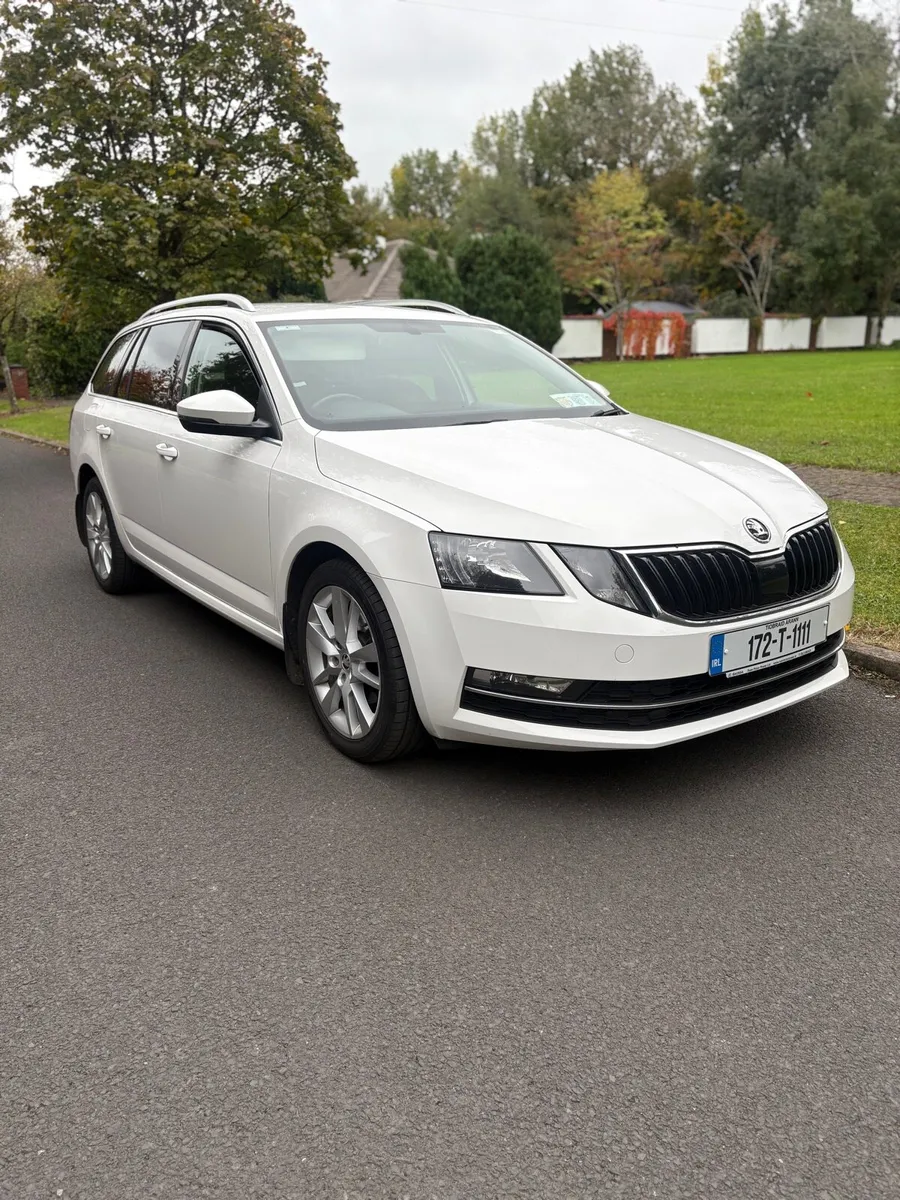 Skoda Octavia low mileage diesel - Image 2