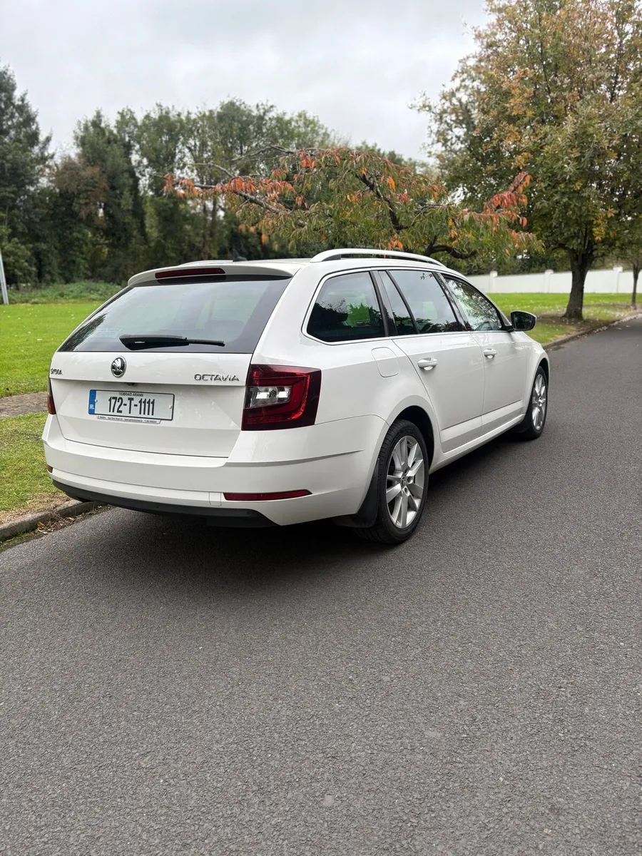 Skoda Octavia low mileage diesel - Image 3