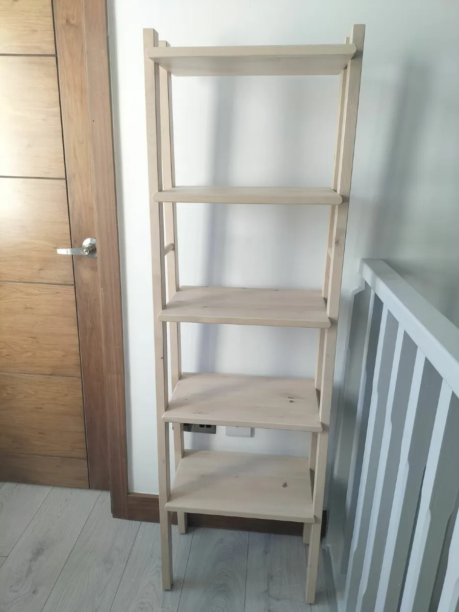 Book shelf - Image 1
