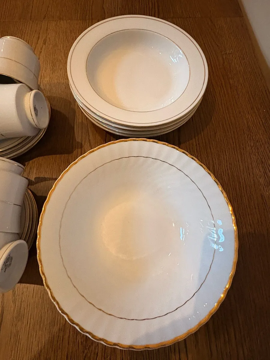 China set - Image 3
